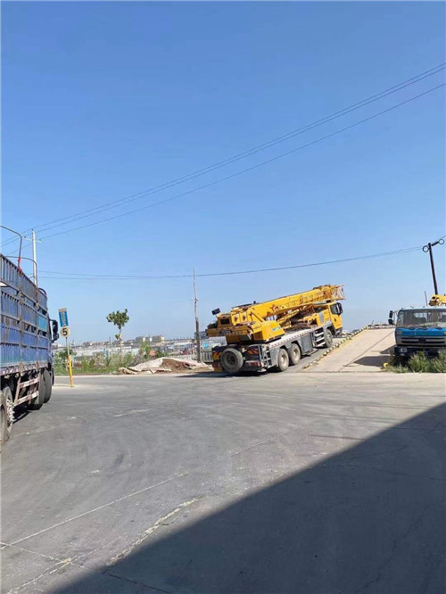 浑源县25吨吊车的租赁价格大概是多少？